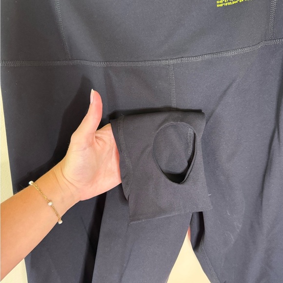 Lacoste Black Leggings - Picture 5 of 6